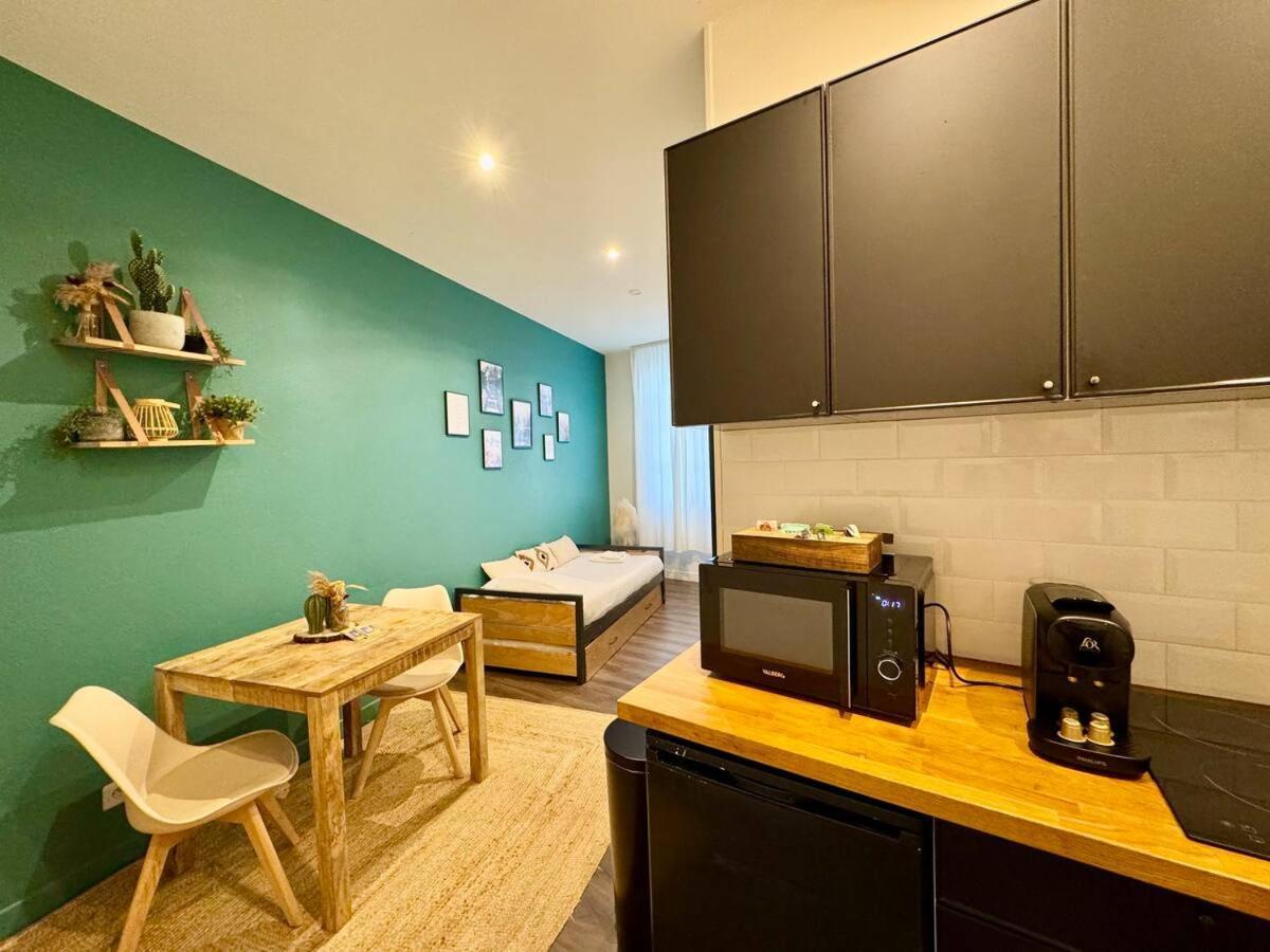 Studio Dans Un Quartier Anime De Реймс Экстерьер фото